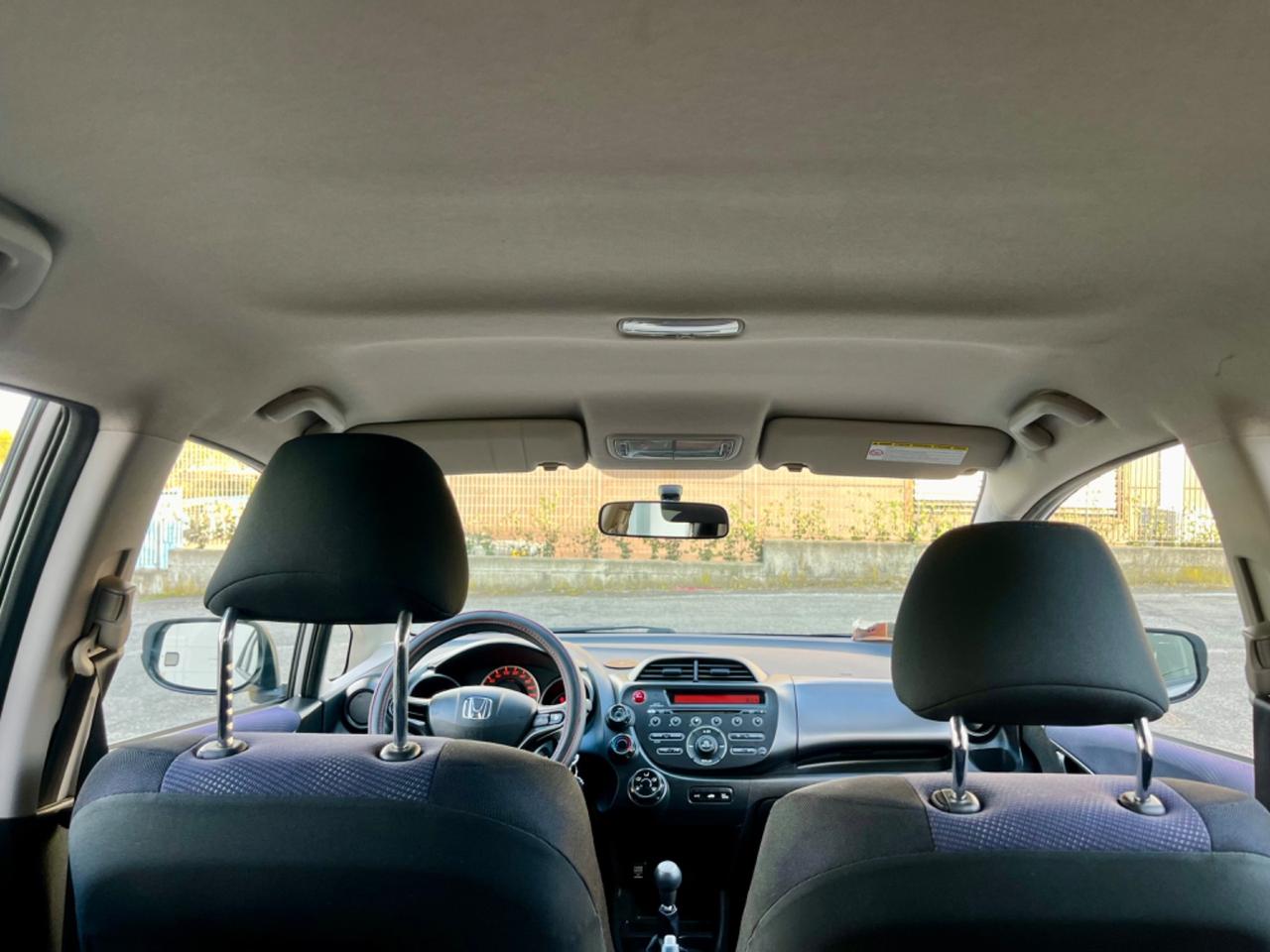 Honda Jazz 1.2benz 2013 95.000km per neopatentati