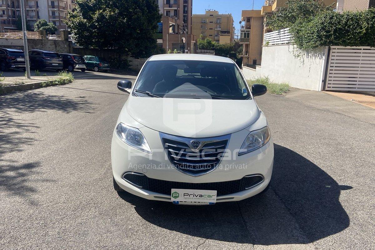 LANCIA Ypsilon 1.2 69 CV 5 porte S&S Gold