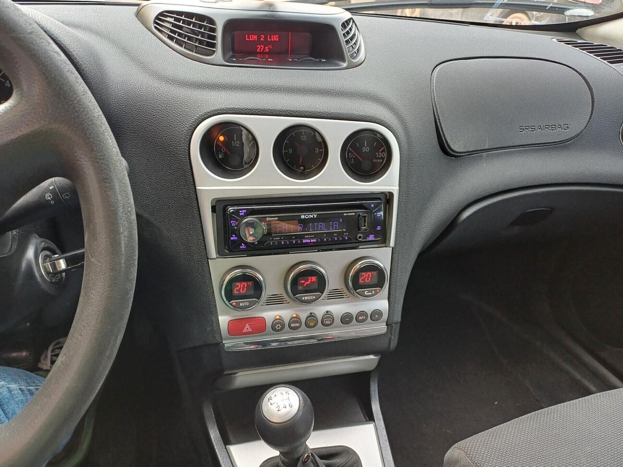 Alfa Romeo 156 2.4 JTD 20V Sportwagon Exclusive