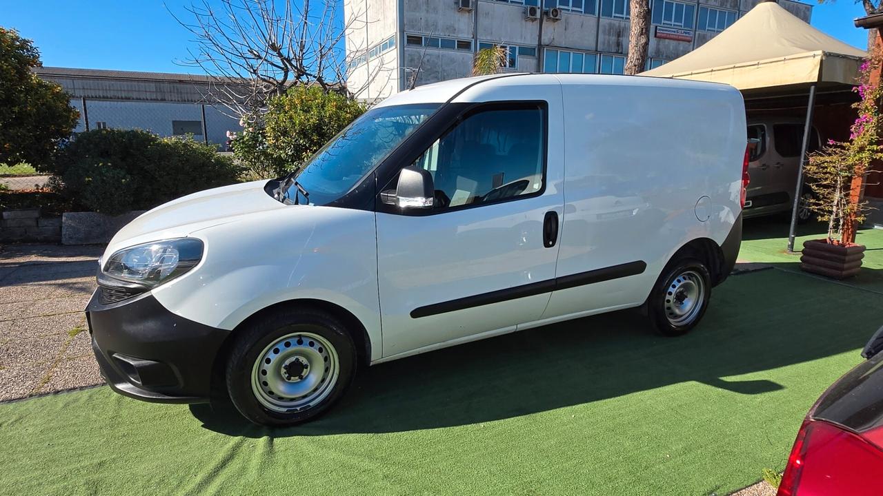 Fiat Doblo Doblò 1.6 MJT 105CV S&S PC-TN Cargo Business