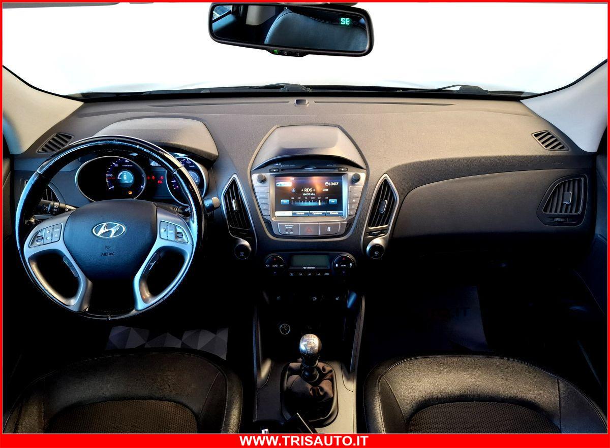 HYUNDAI iX35 1.7 Crdi Xpossible NEOPATENTATI (DOPPIO TETTO PANORAMICO APRIBILE)