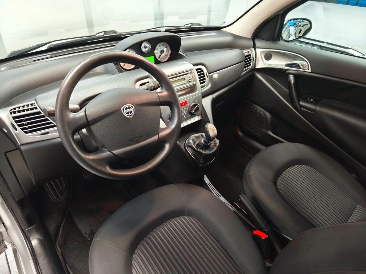 Lancia Ypsilon 1.2 Oro