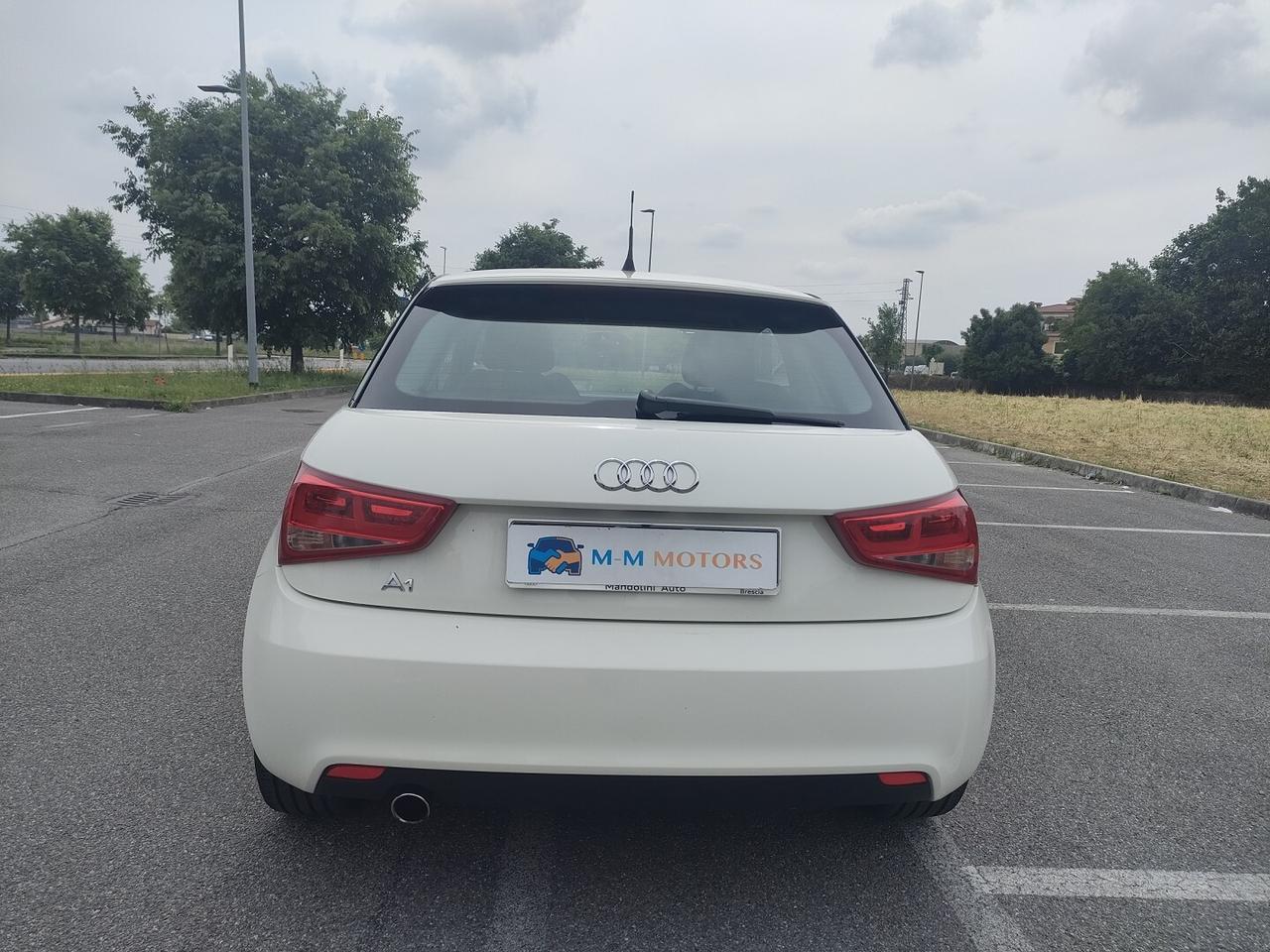 AUDI A1 1.6 tdi Attraction c/clima 90cv