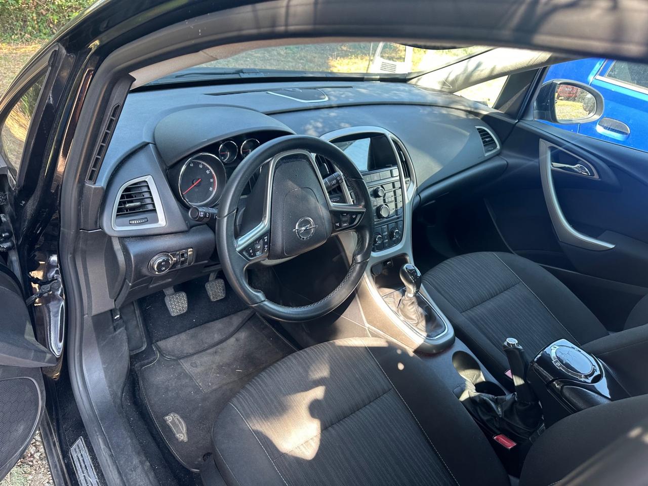 Opel Astra 1.4 100CV 5 porte Cosmo