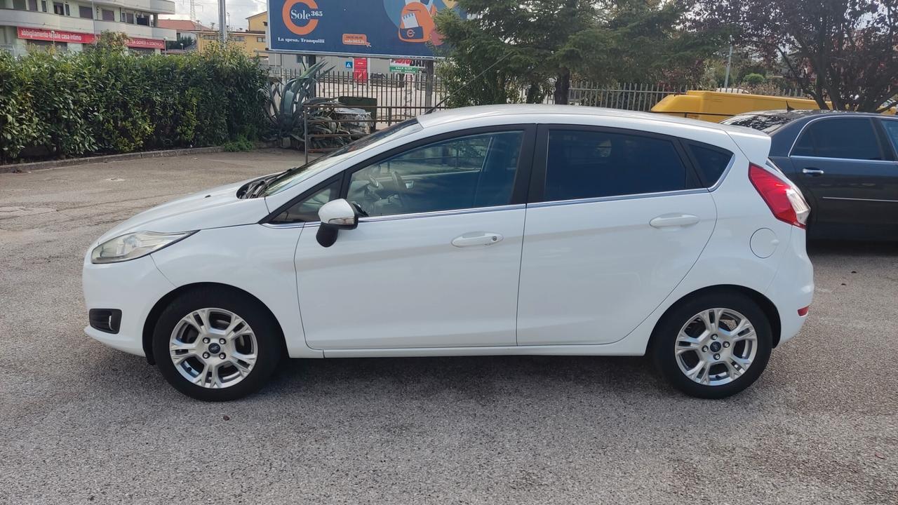 Ford Fiesta 1.5 TDCi 5 porte Titanium