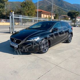 Volvo V40 D2 Geartronic Business Plus