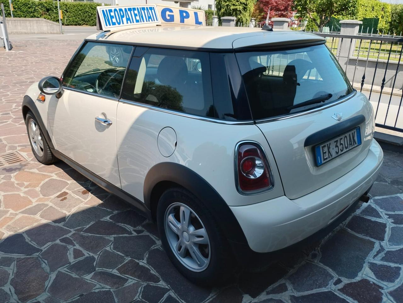 Mini 1.6 16V One (55kW) GPL/BENZINA NEOPATENTATI