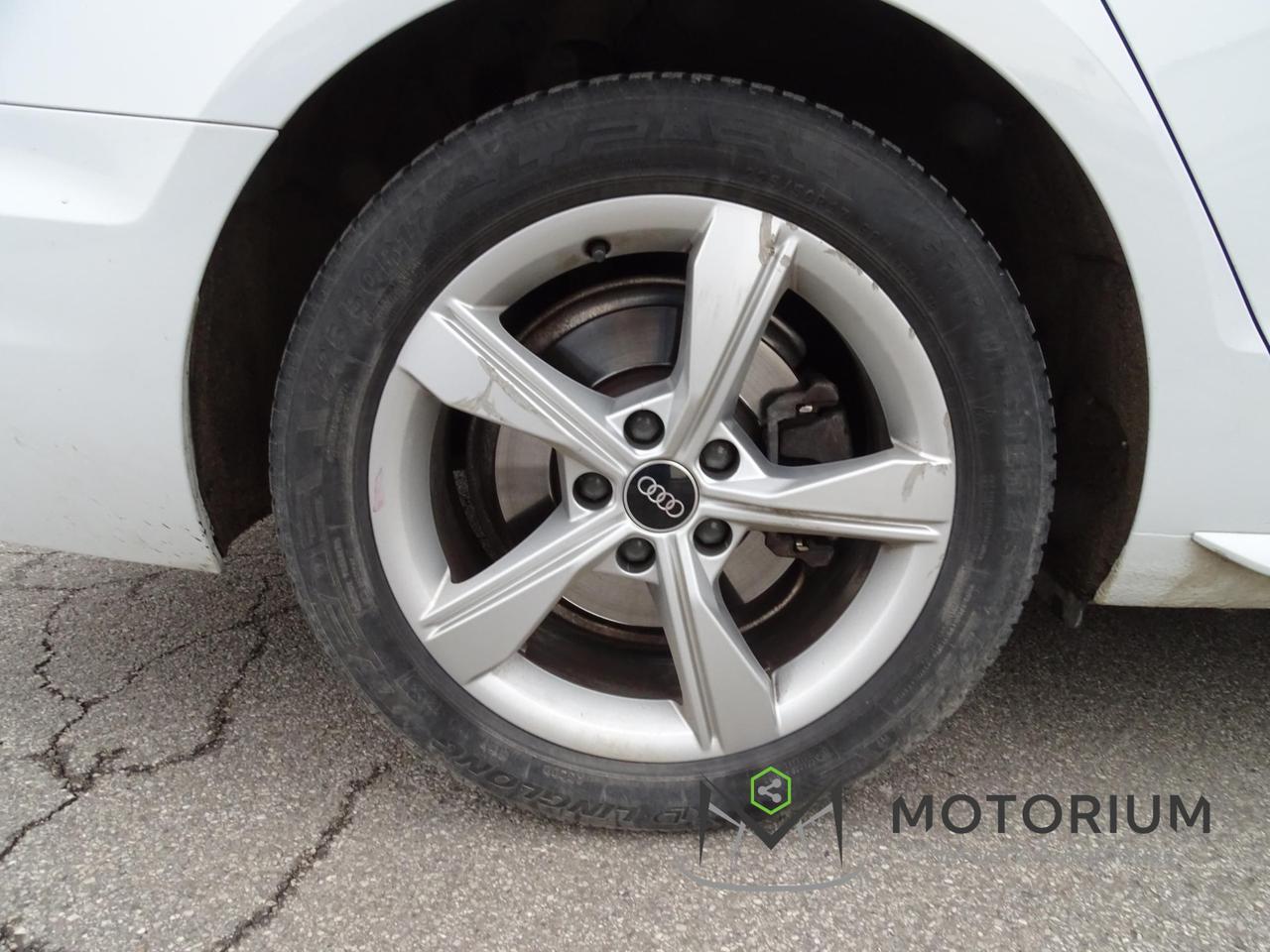 Audi A4 Avant 35 2.0 tdi mhev Business Advanced 163cv s-tronic