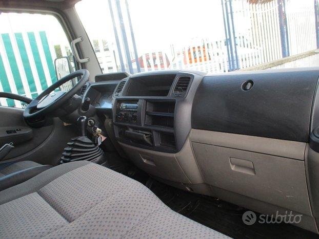 Nissan Cabstar 35-12 E5 CENTINA E TELONE 3.30 METR