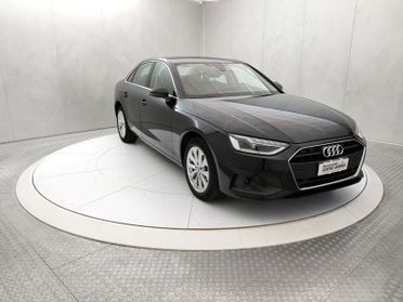 Audi A4 30 TDI 136 CV S tronic Business Advanced