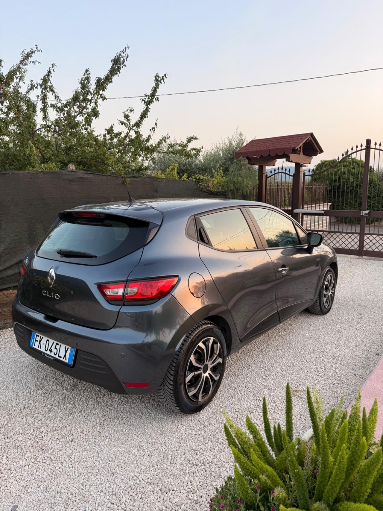 Renault Clio 1.2 75CV 5 GPL BRC