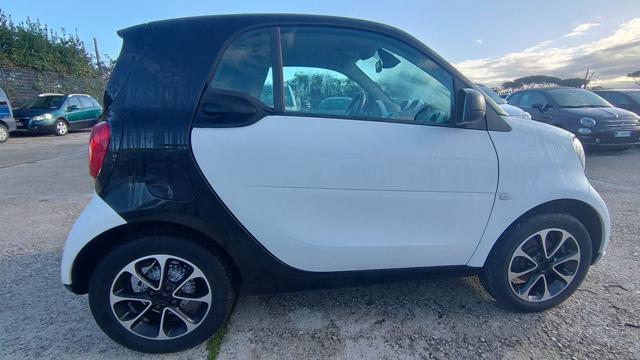 SMART ForTwo 1.0cc 71cv Bluetooth CruiseControl Clima Auto