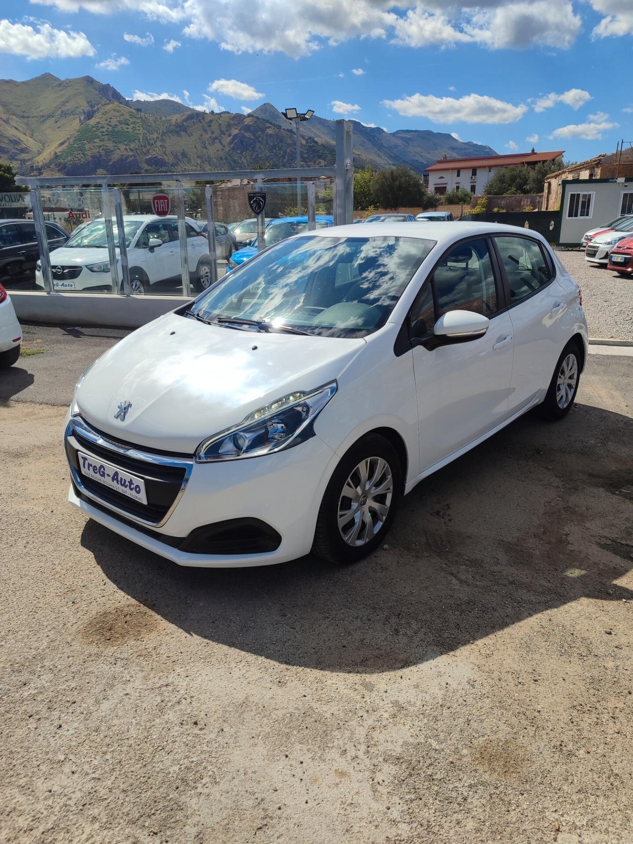 Peugeot 208 BlueHDi 75 5 porte Allure