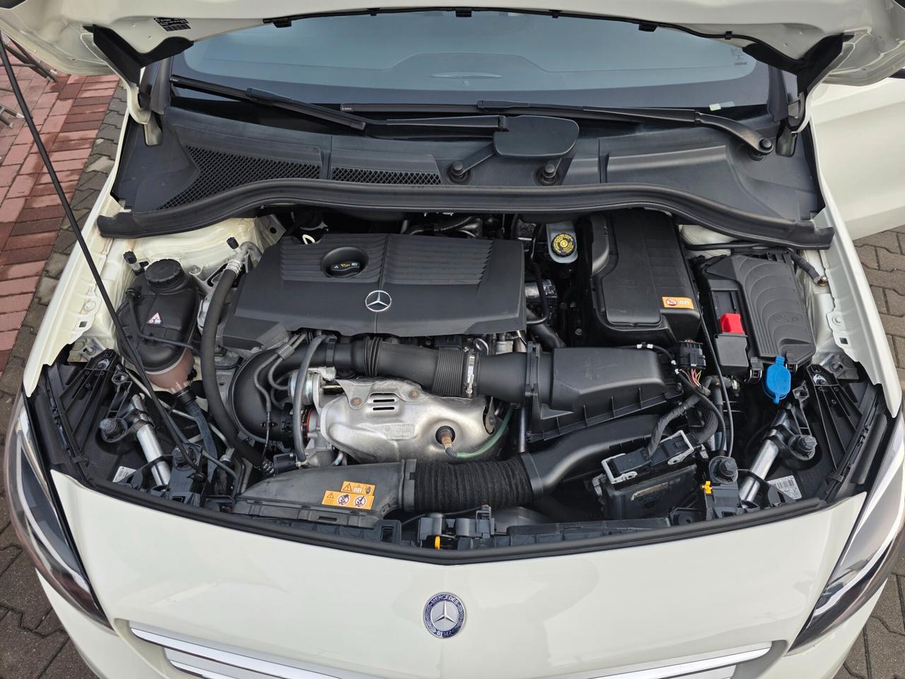 Mercedes-benz B 180 Premium perfetta e garantita 12 M