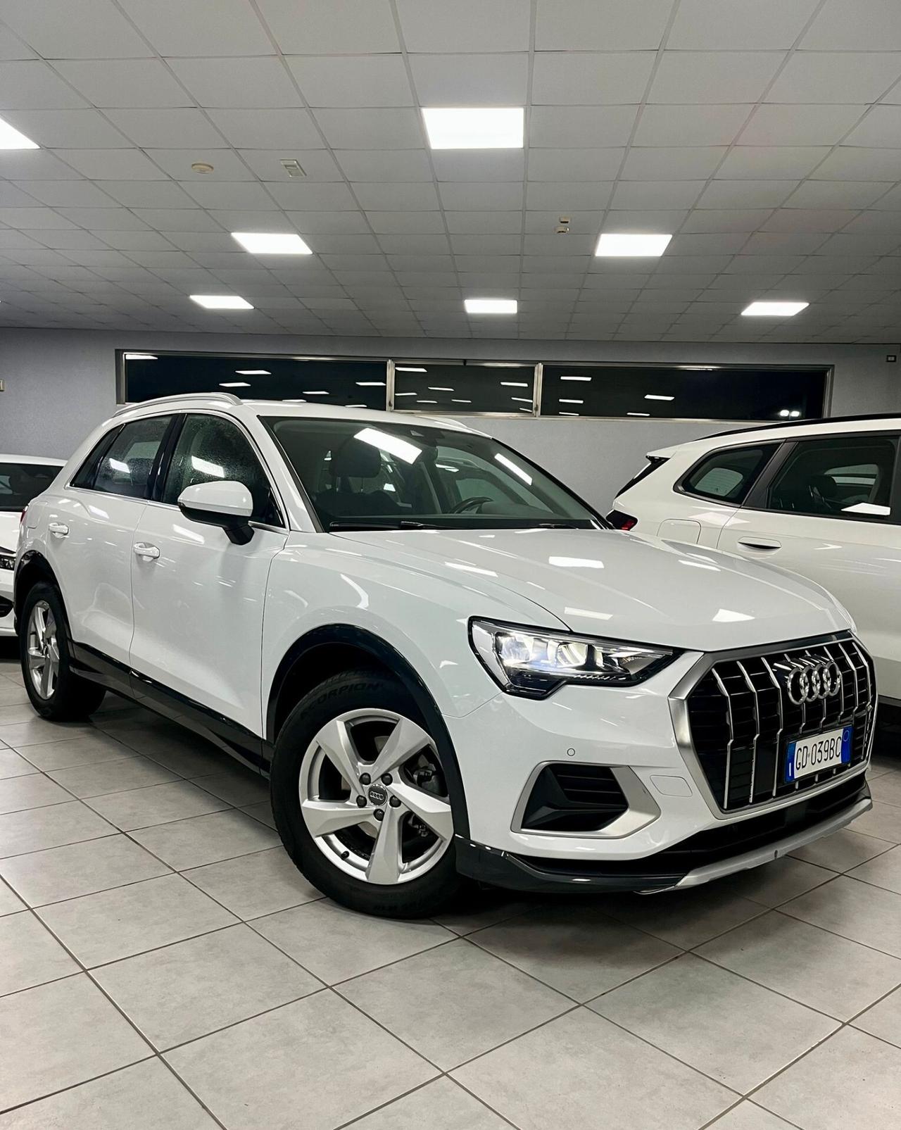 Audi Q3 35 TDI S tronic Business Advanced