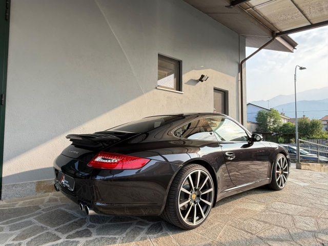PORSCHE 911 911 Carrera 4 Coupé