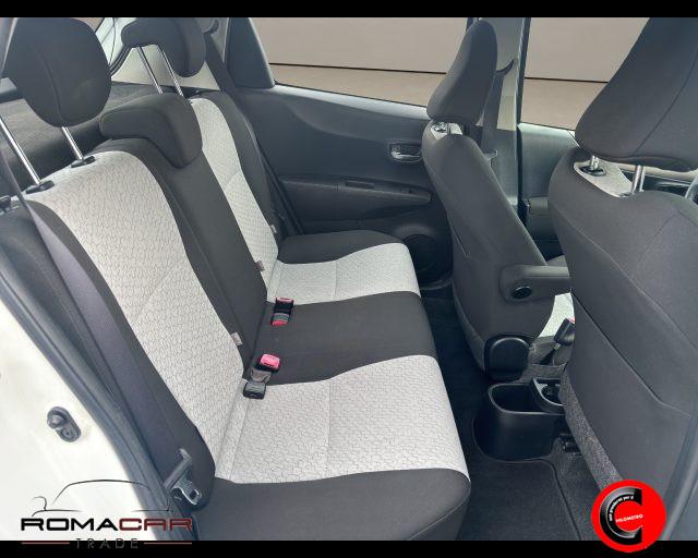 TOYOTA Yaris 1.3 5 porte Lounge