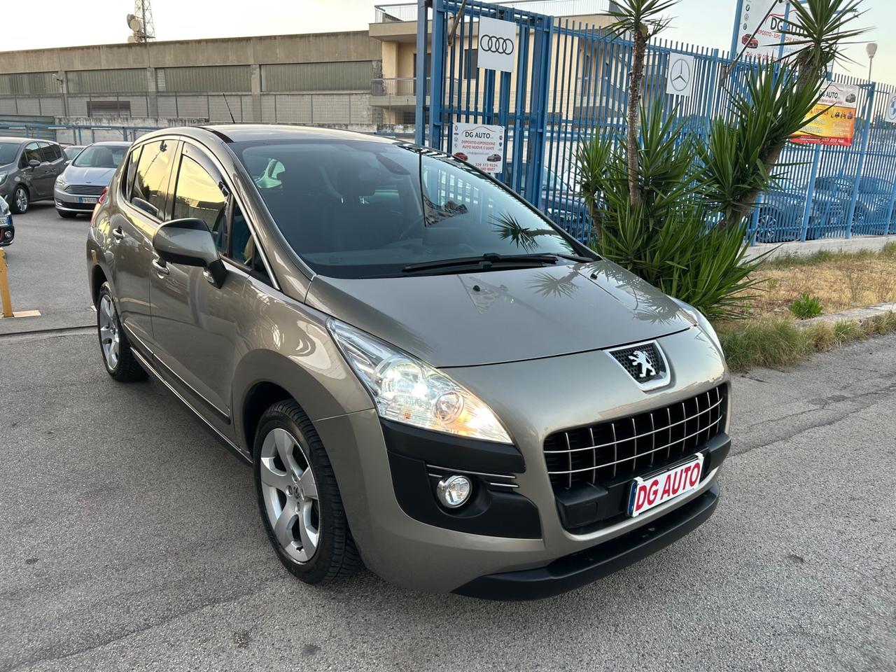 Peugeot 3008 1.6 HDi 115CV 2013 automatica