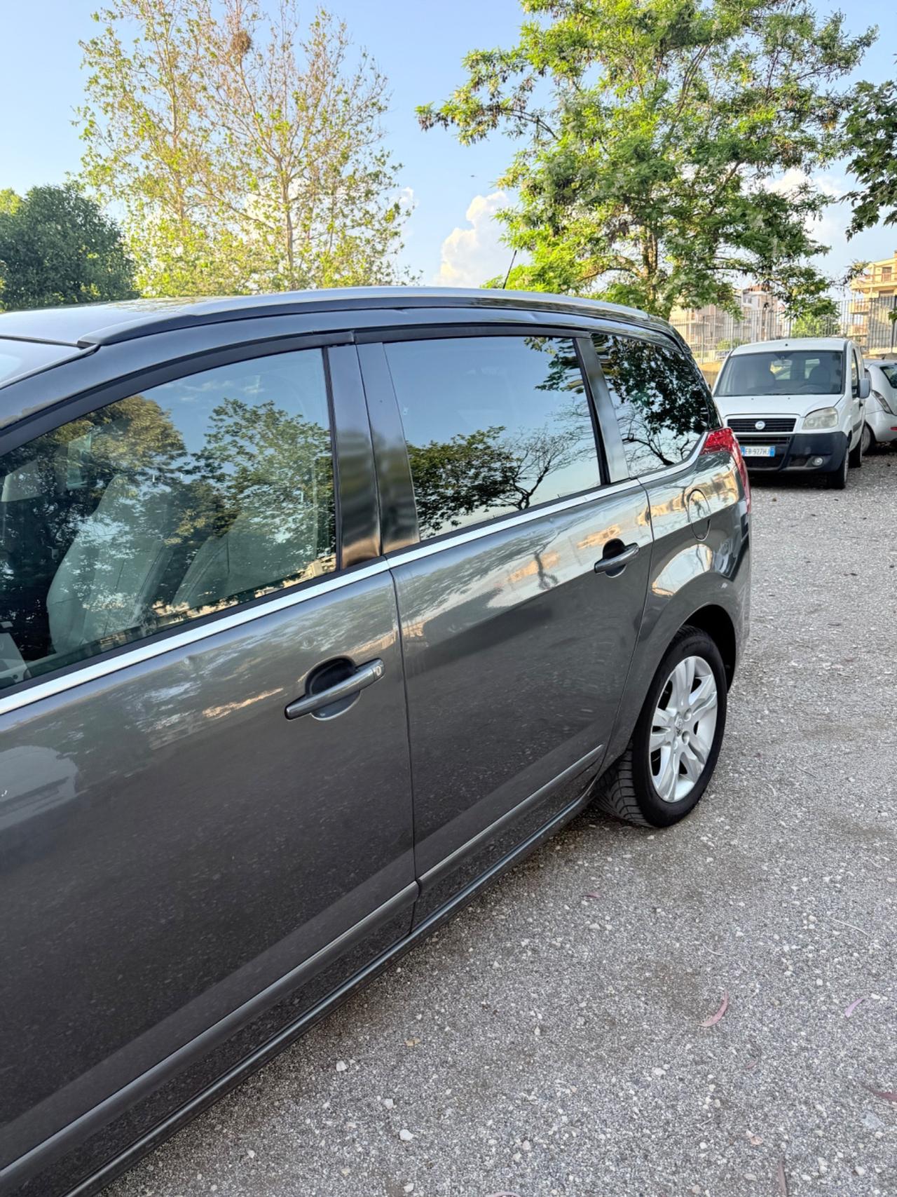Peugeot 5008 2.0 HDi 163CV aut. Active 7 Posti