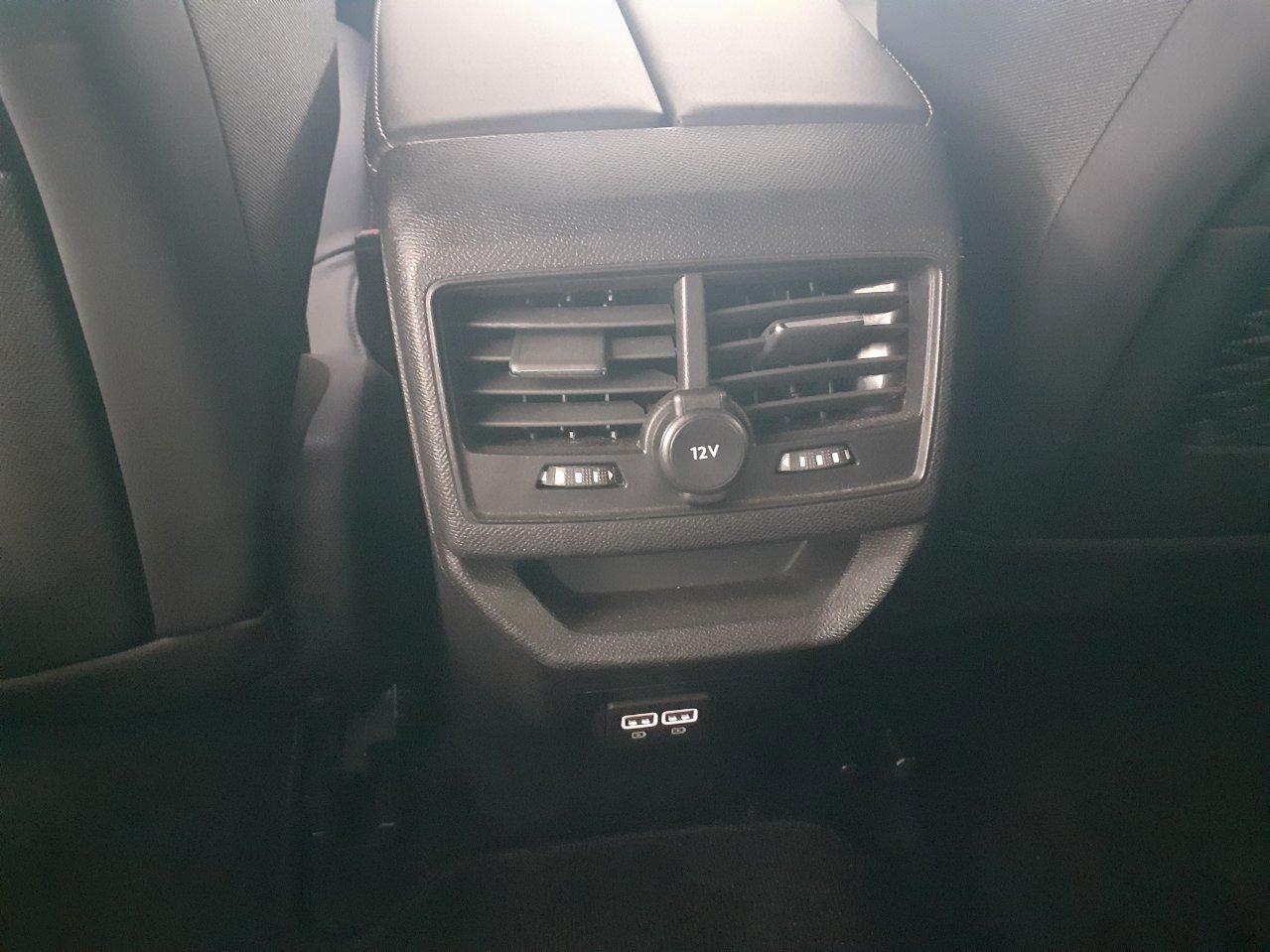 PEUGEOT 3008 1.5 BHDi EAT/8