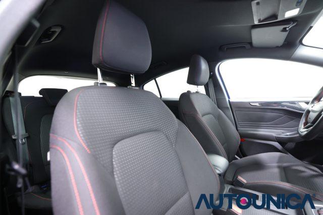 FORD Focus 1.0 ECOBOOS HYBRID 155 CV POWERSHIFT ST-LINE X