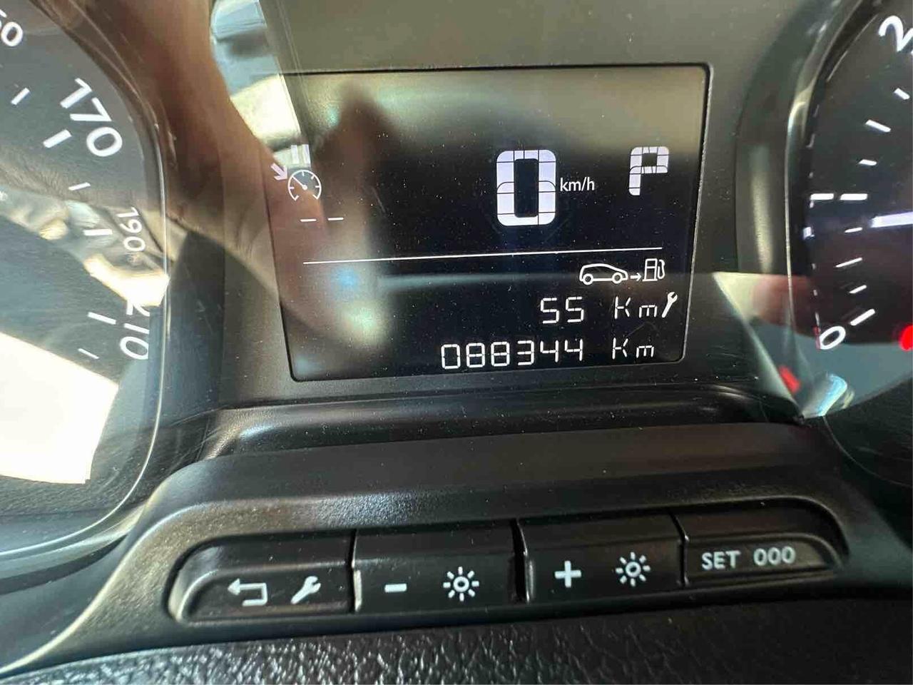 Peugeot Traveller BlueHDi 140 S&S EAT8 Standard Business