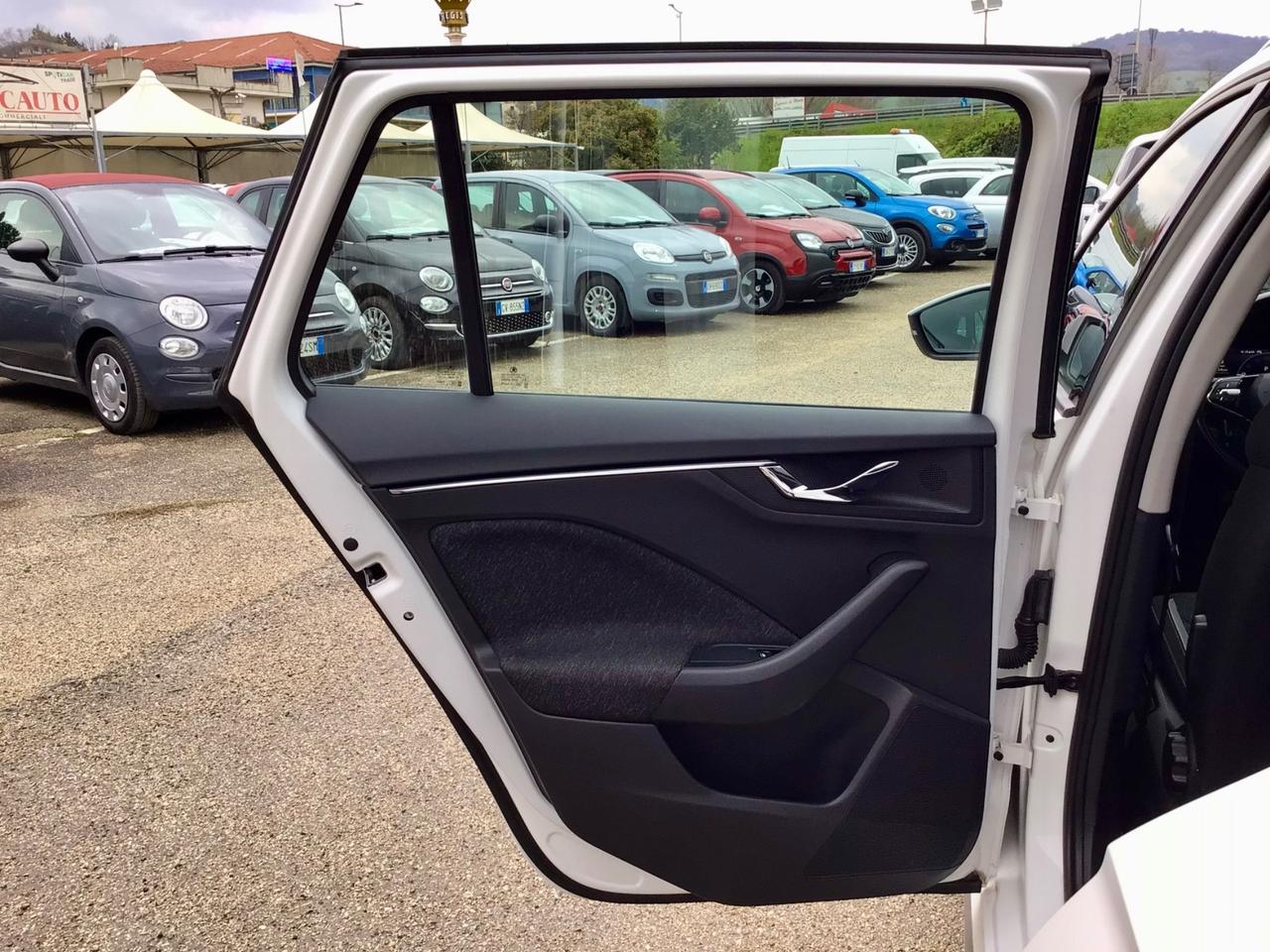 Skoda Kamiq 1.0 TSI 110 CV DSG Style Cambio Automatico