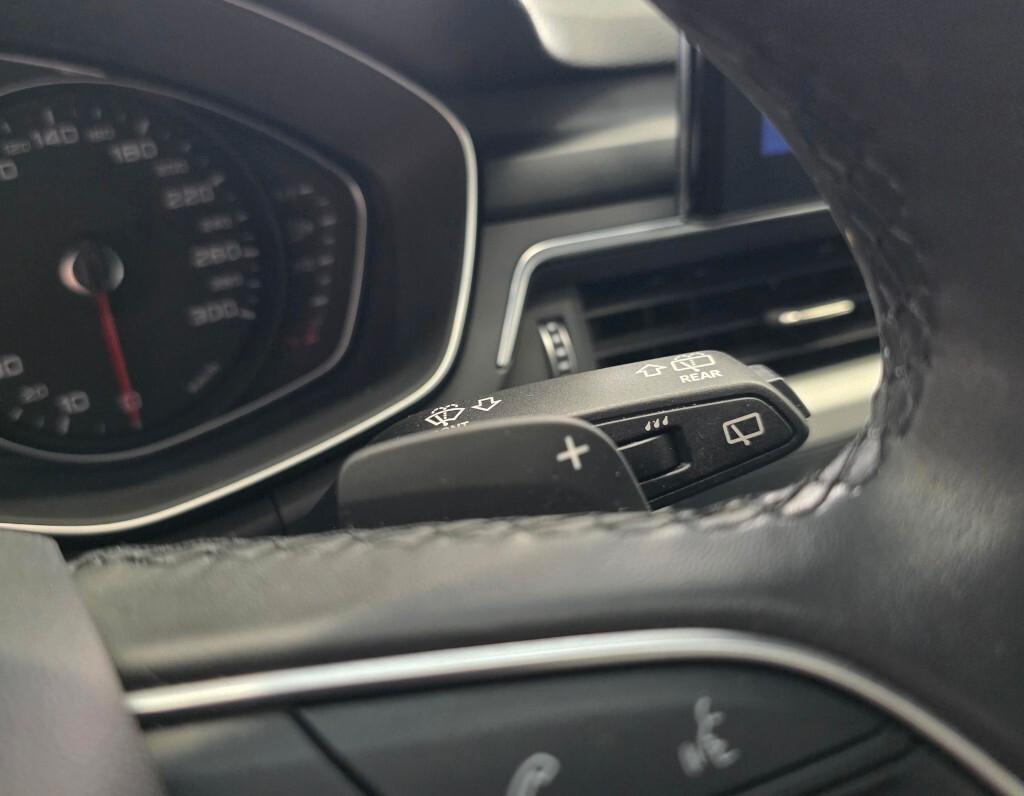 Audi A4 Avant 30 TDI/136 CV S tronic Business Advanced
