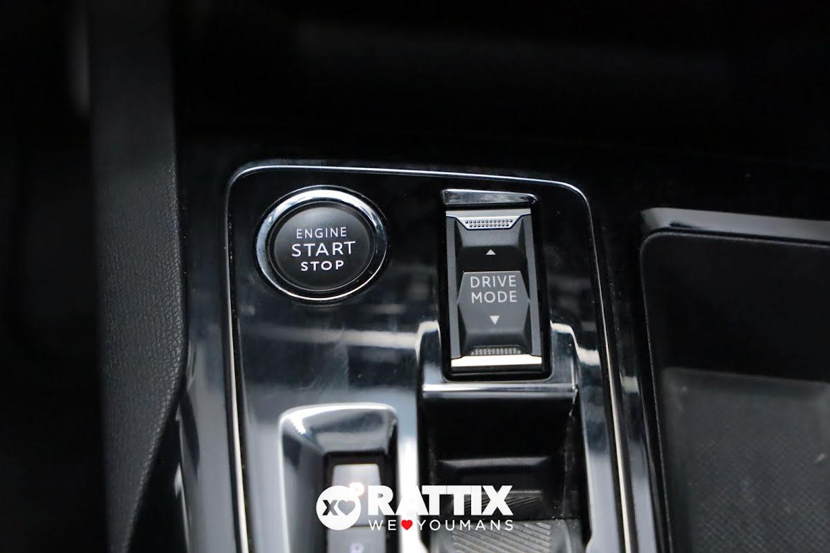 Peugeot 3008 1.6 hybrid phev 225CV Allure Pack e-eat8