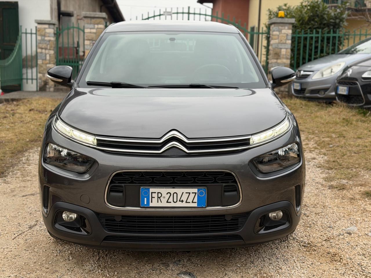 Citroen C4 CACTUS BLUEHDi 100 SHINE KMCERT