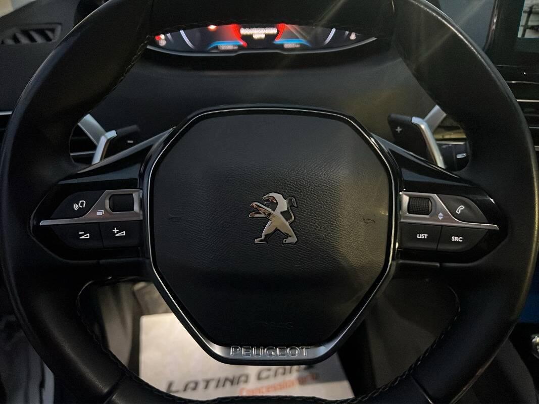 Peugeot 3008 II 1.5 bluehdi Allure Pack 130cv eat8 Con TELECAMERA