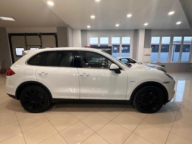 Porsche Cayenne 3.0 Diesel 250CV Platinum Edition