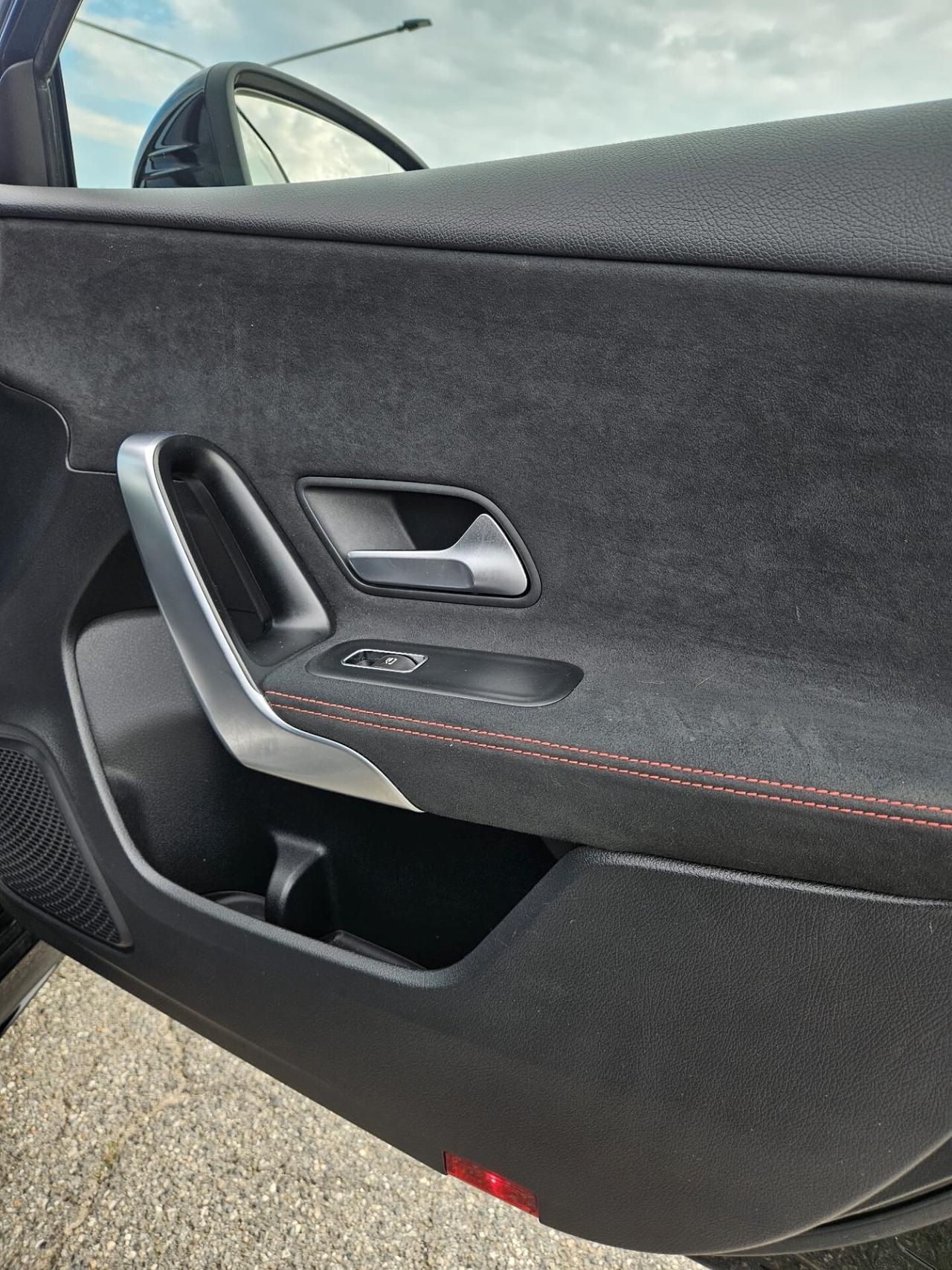 Mercedes-benz A 180 AMG Premium