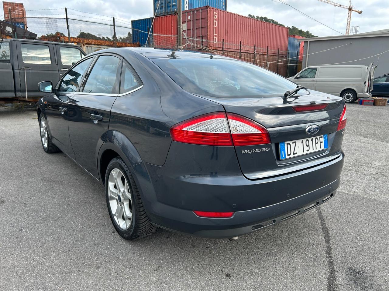 Ford Mondeo 2.0 TDCi 140 CV 4 porte Titanium DPF