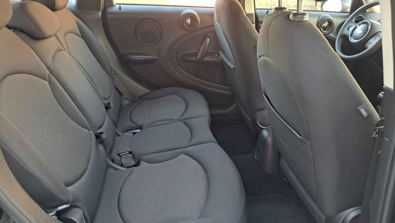 Mini Cooper D Countryman 1.6 Business 110Cv