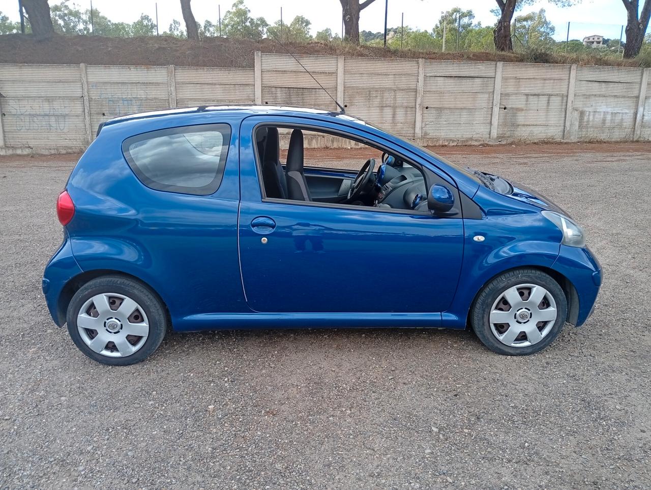 Toyota Aygo 1.0 finanziabile