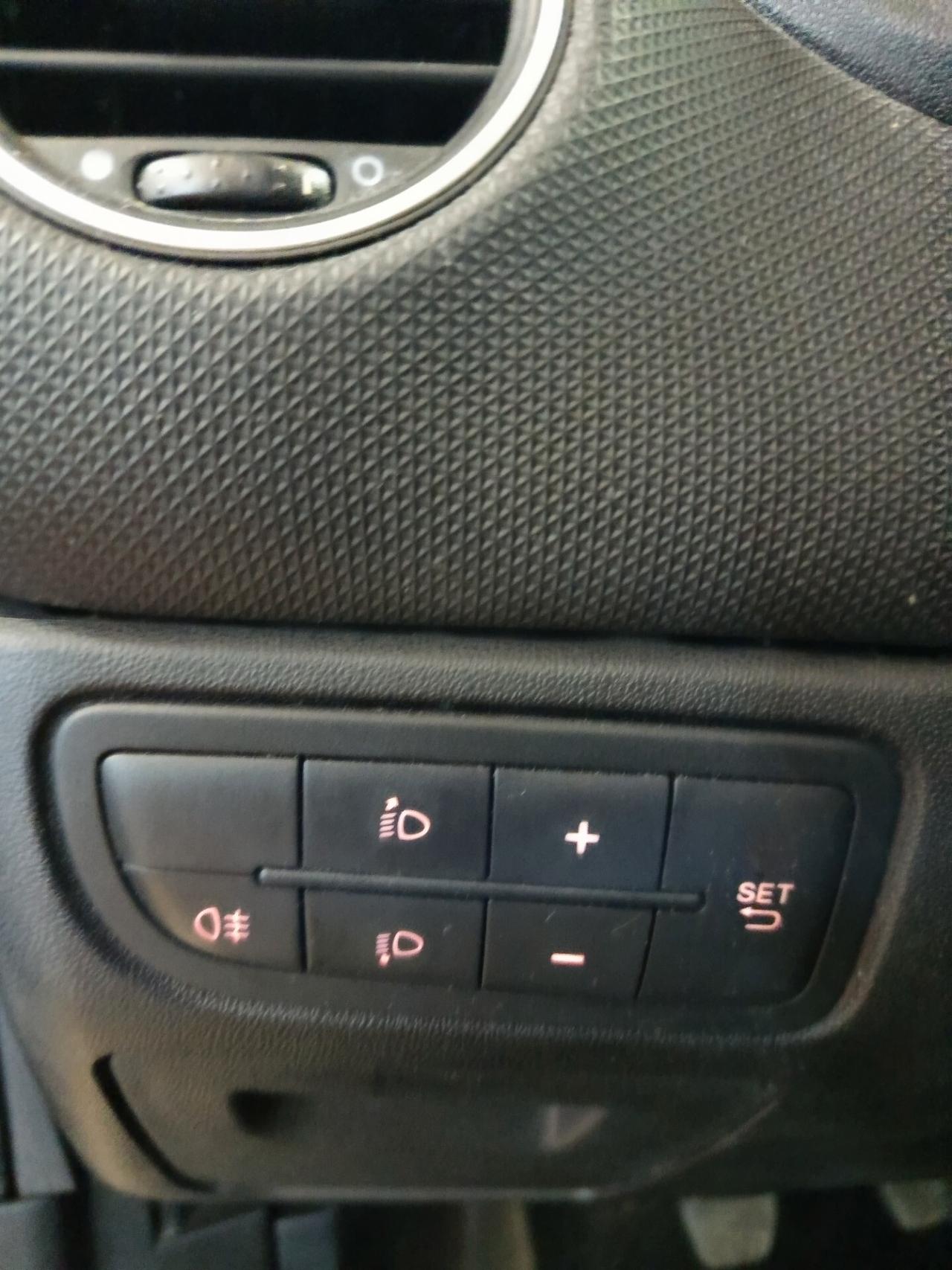 Fiat Punto 1.2 8V 5 porte Street 130 Mila chilometri ok neopatentati Fiat Punto 1.2 8V 5 porte Street 130 Mila chilometri ok neopatentati