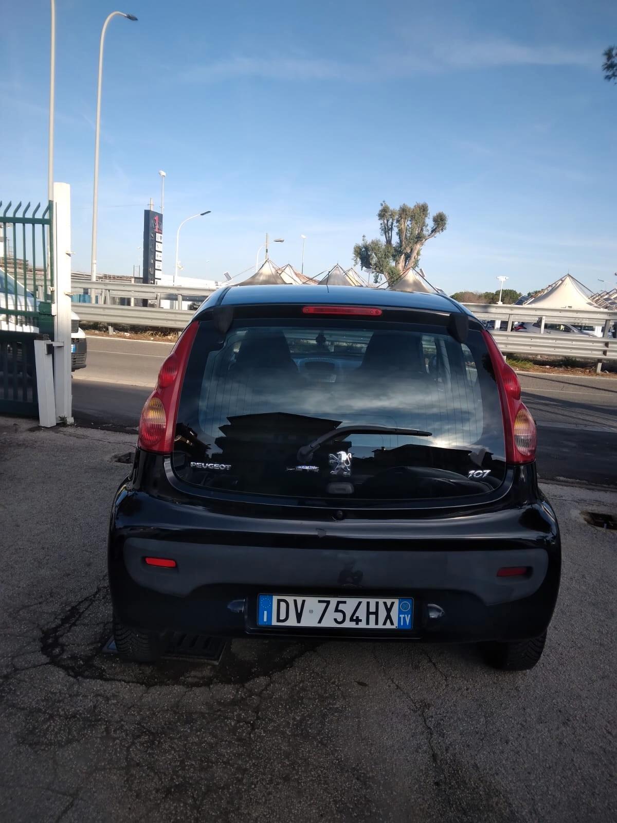 Peugeot 107 1.0 benzina 2009