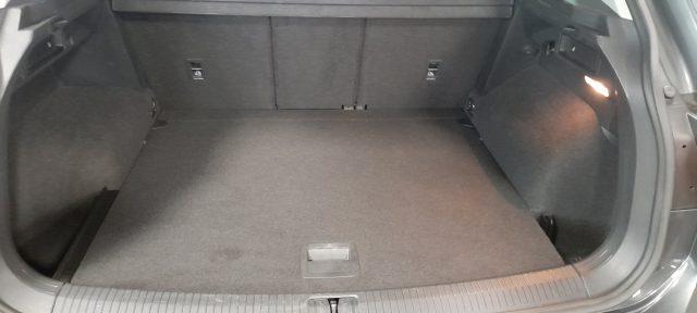 VOLKSWAGEN Tiguan 2.0 TDI SCR DSG Business NAVI LED VIDEO