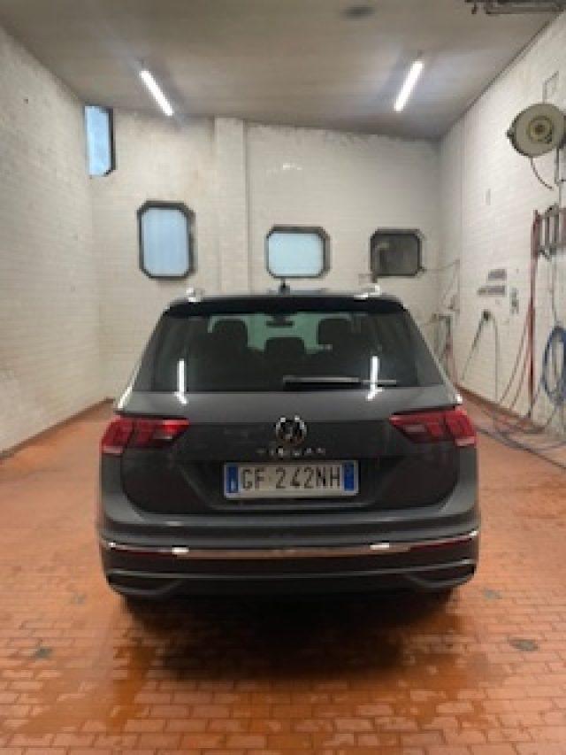 VOLKSWAGEN Tiguan 2.0 TDI 150 CV SCR DSG Life