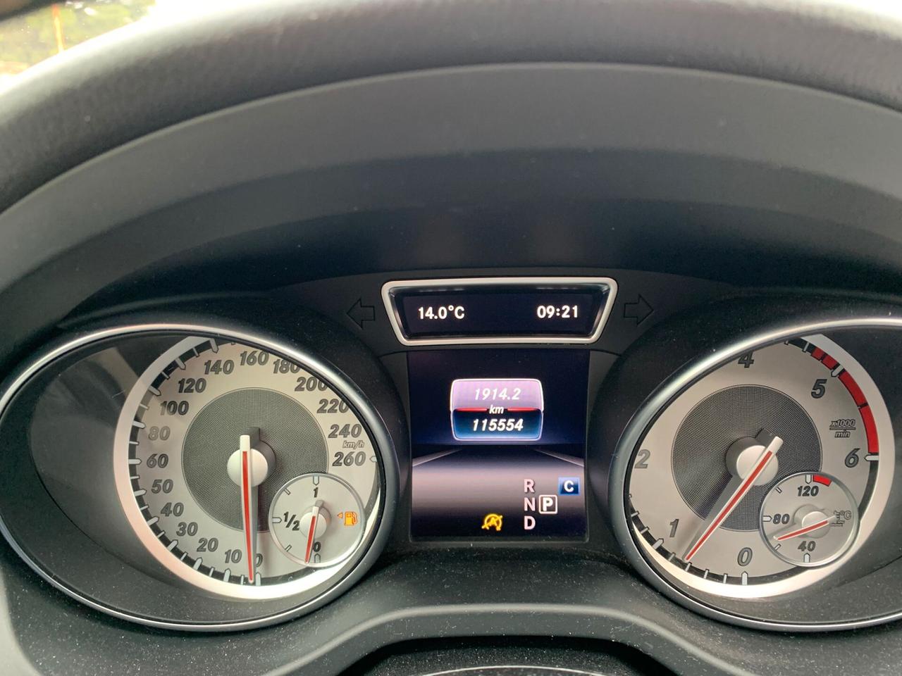 Mercedes-benz GLA 200d 4Matic Premium - !! TETTO !!