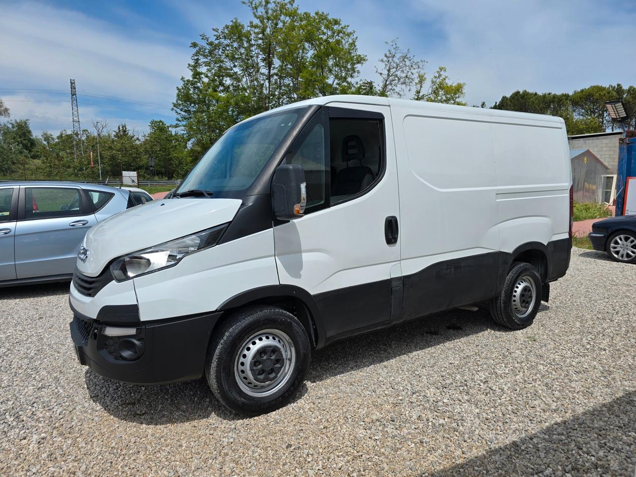 Iveco Daily 33S12 2.3 HPT PM Cabinato