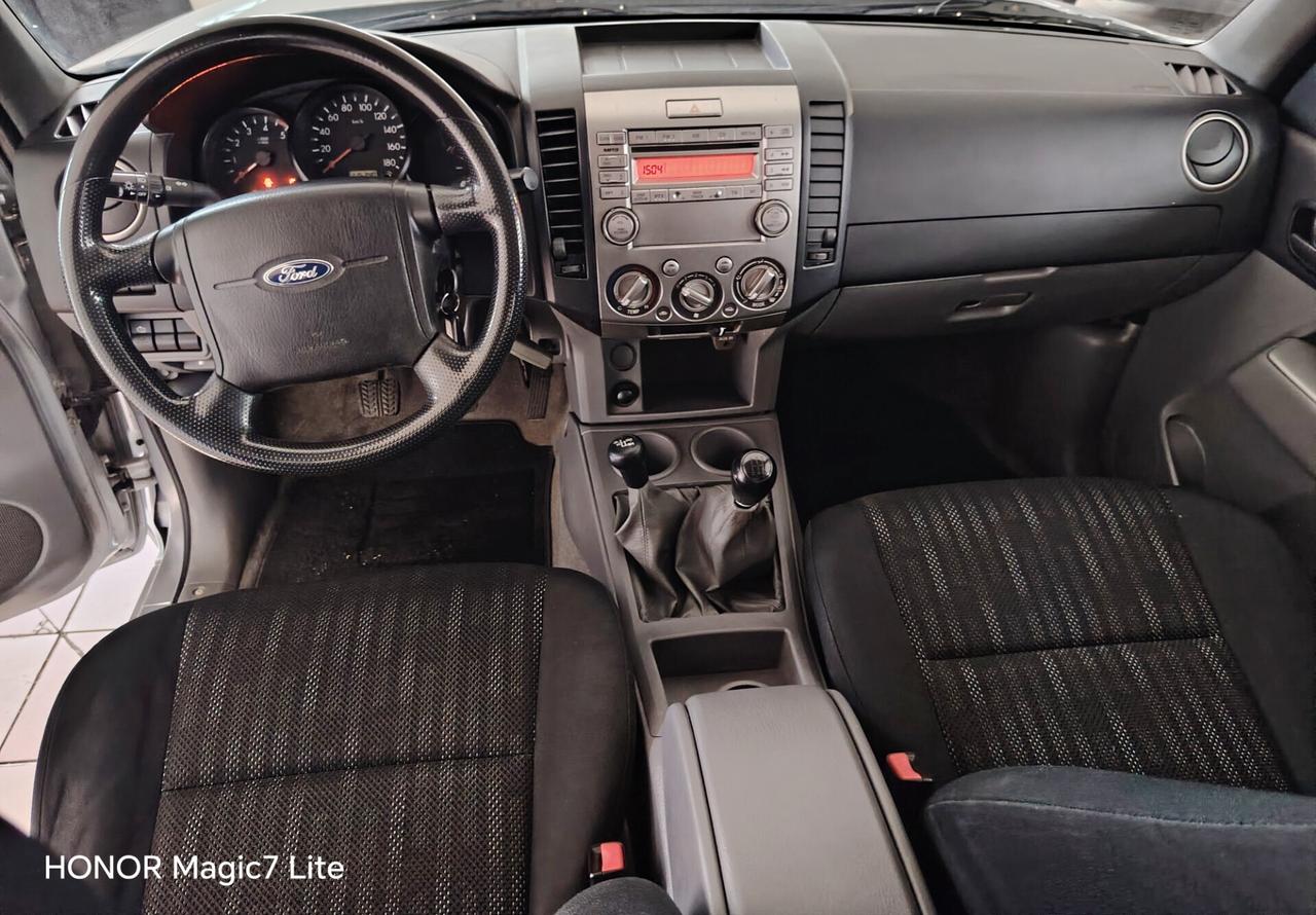 Ford Ranger 2.5 TDCi Double Cab XL 5p.ti