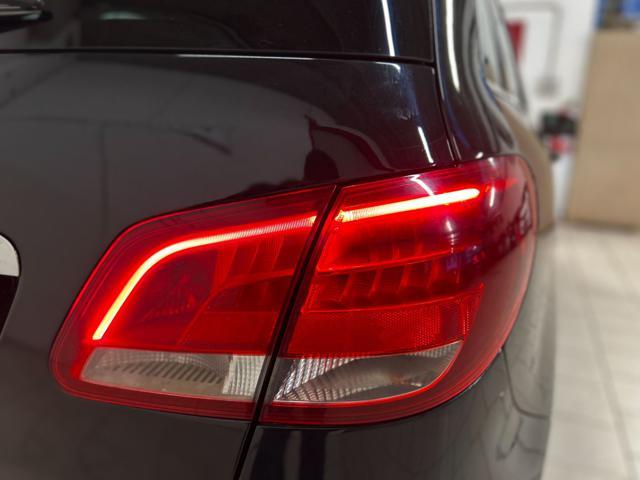 MERCEDES-BENZ B 180 d Automatic Executive