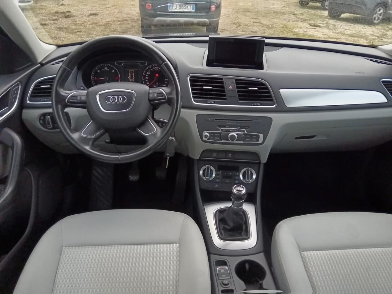 Audi Q3 2.0 TDI Advanced - 2013