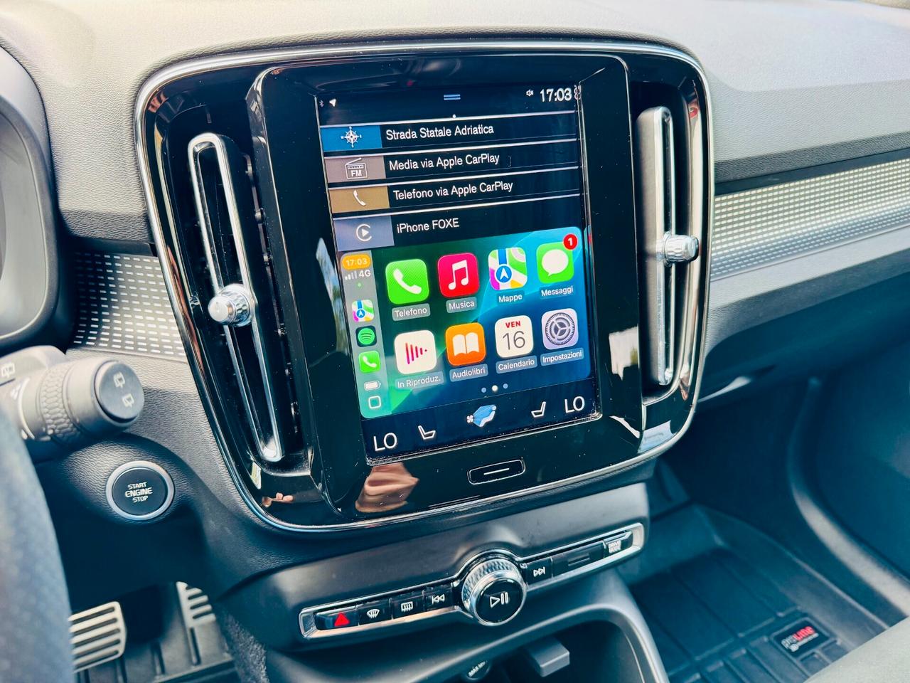 Volvo XC40 D3 R-design CarPlay / LED / RetroCam.