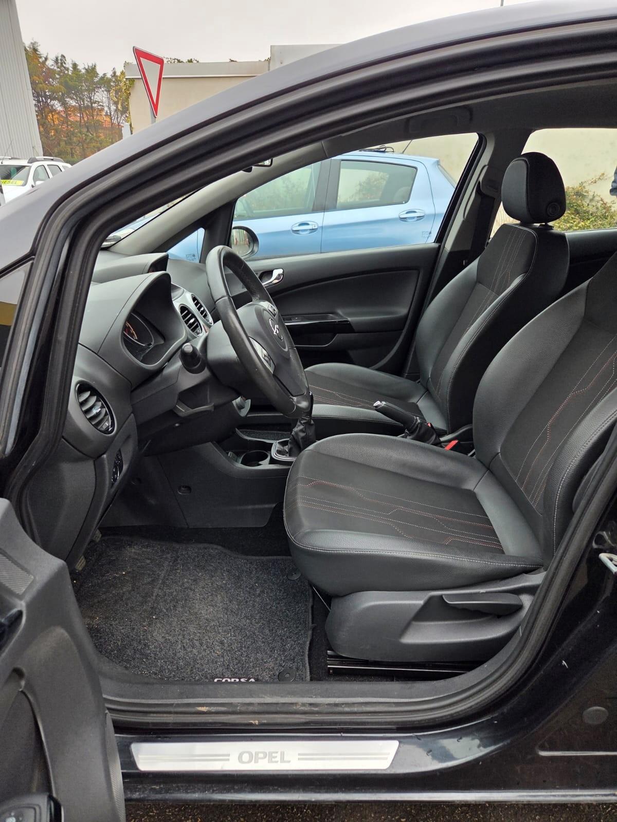Opel Corsa 1.0 12V 5 porte Edition