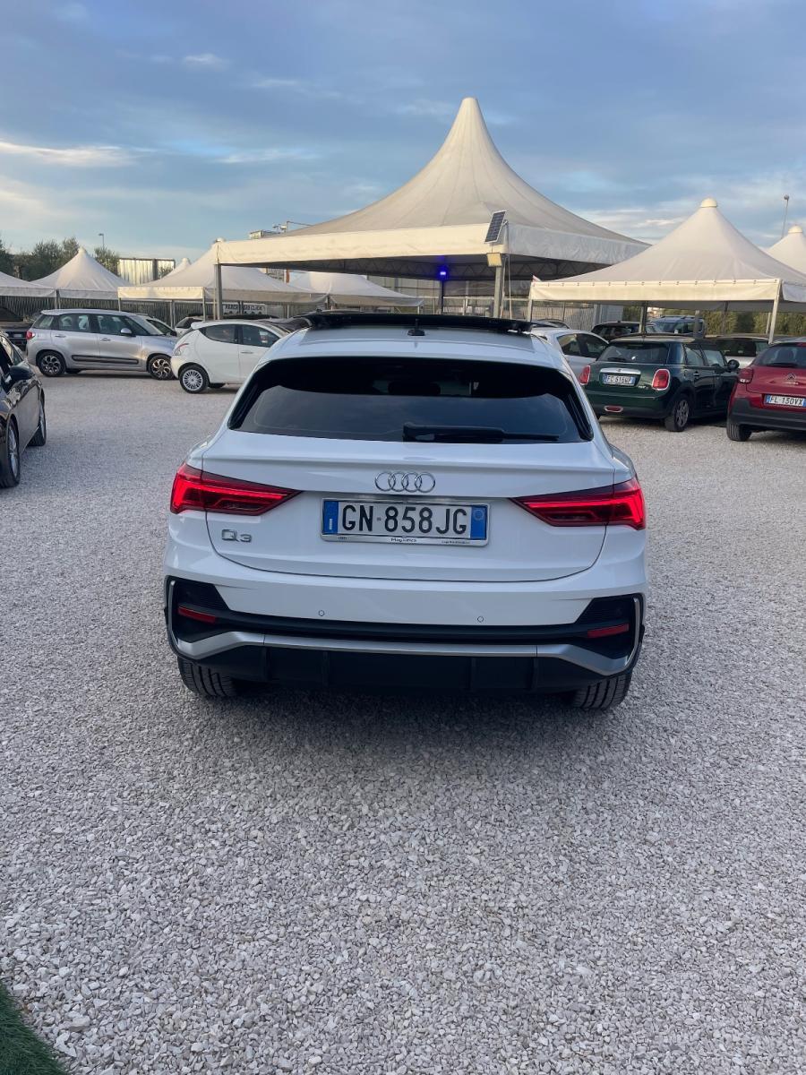 AUDI - Q3 Sportback - Q3 SPB 35 TDI S tronic S line edition