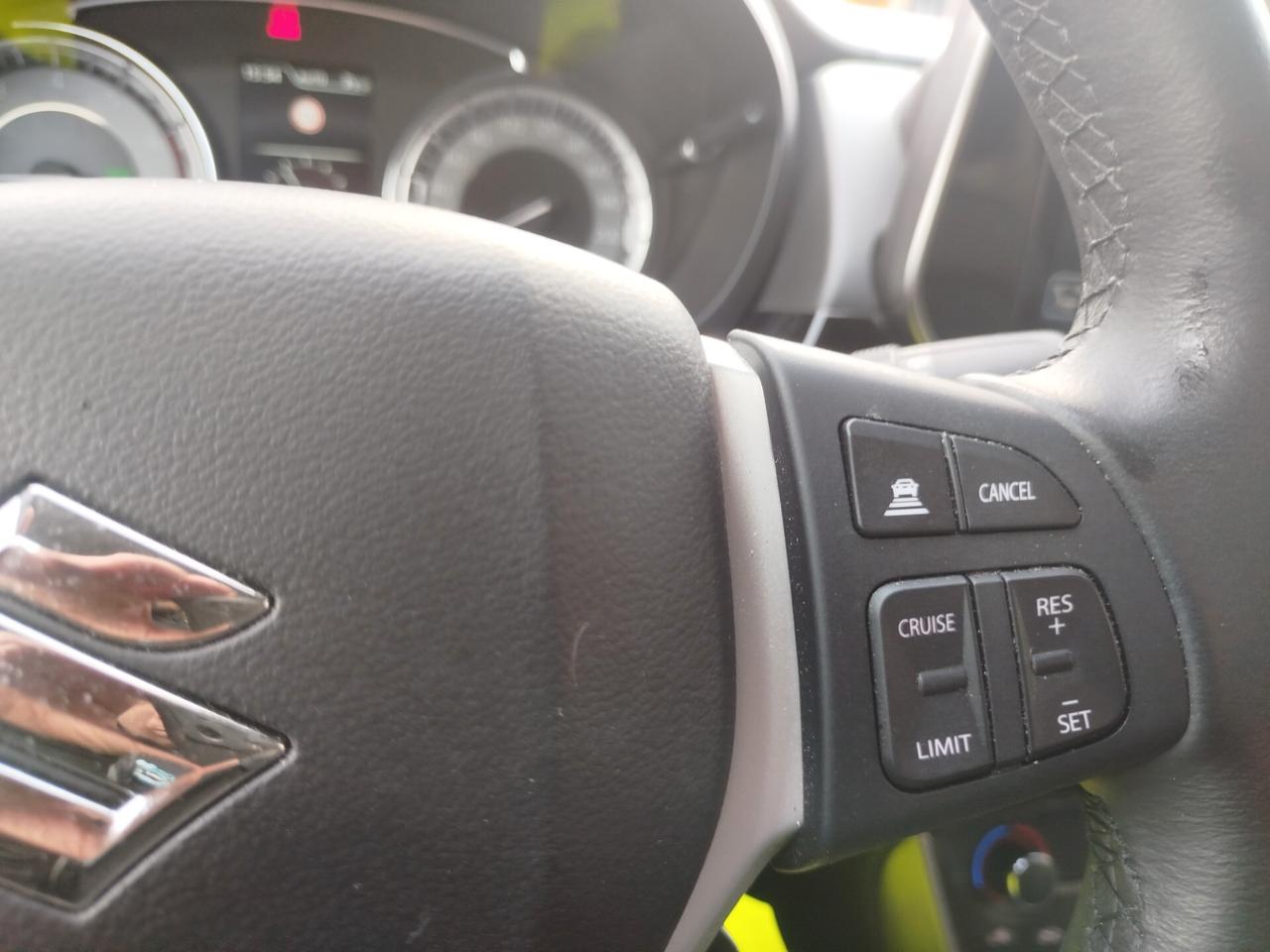 Suzuki S-Cross 1.4 Hybrid 4WD AllGrip Top