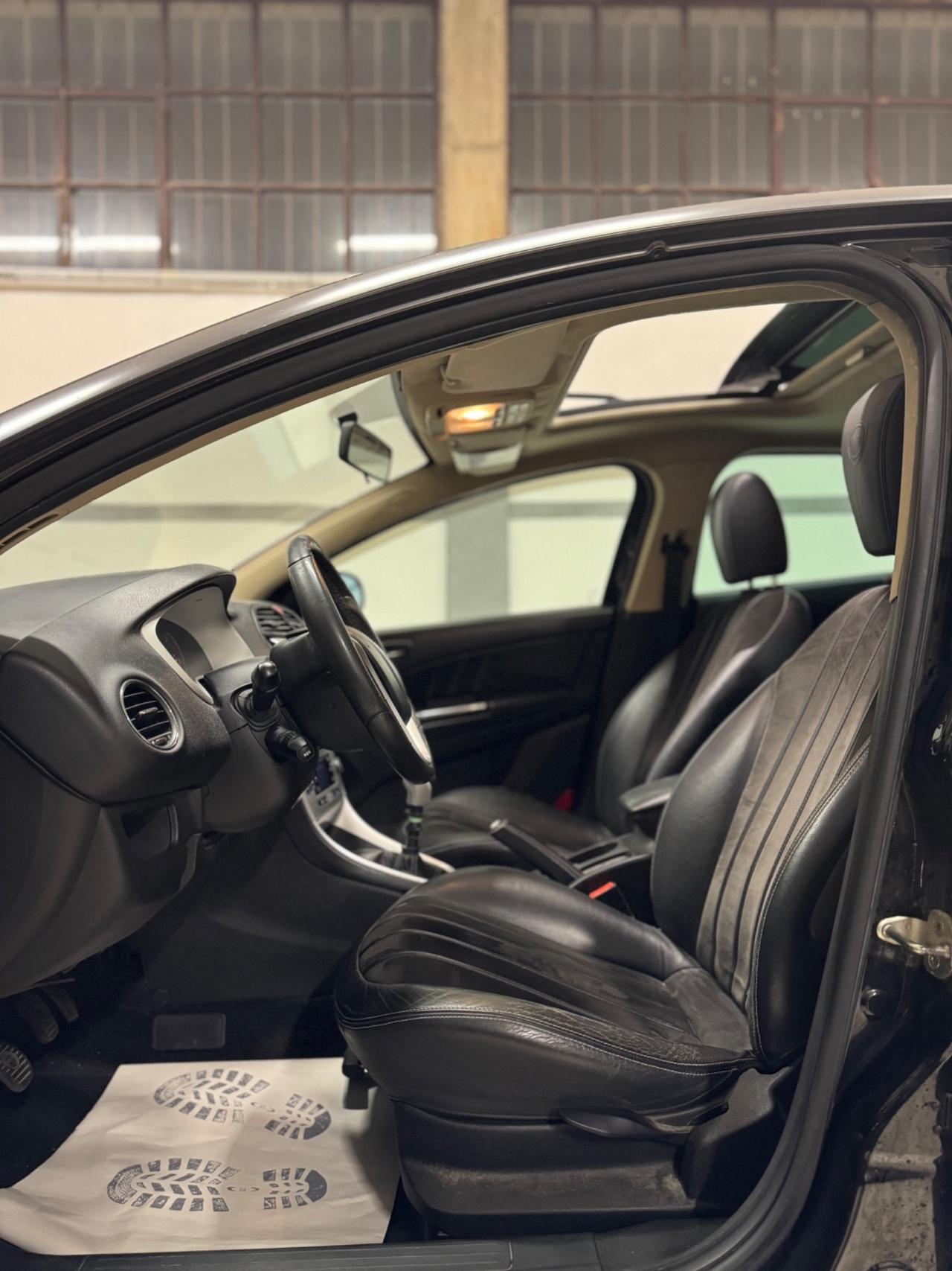 Lancia Delta 1.6 MJT DPF Platino